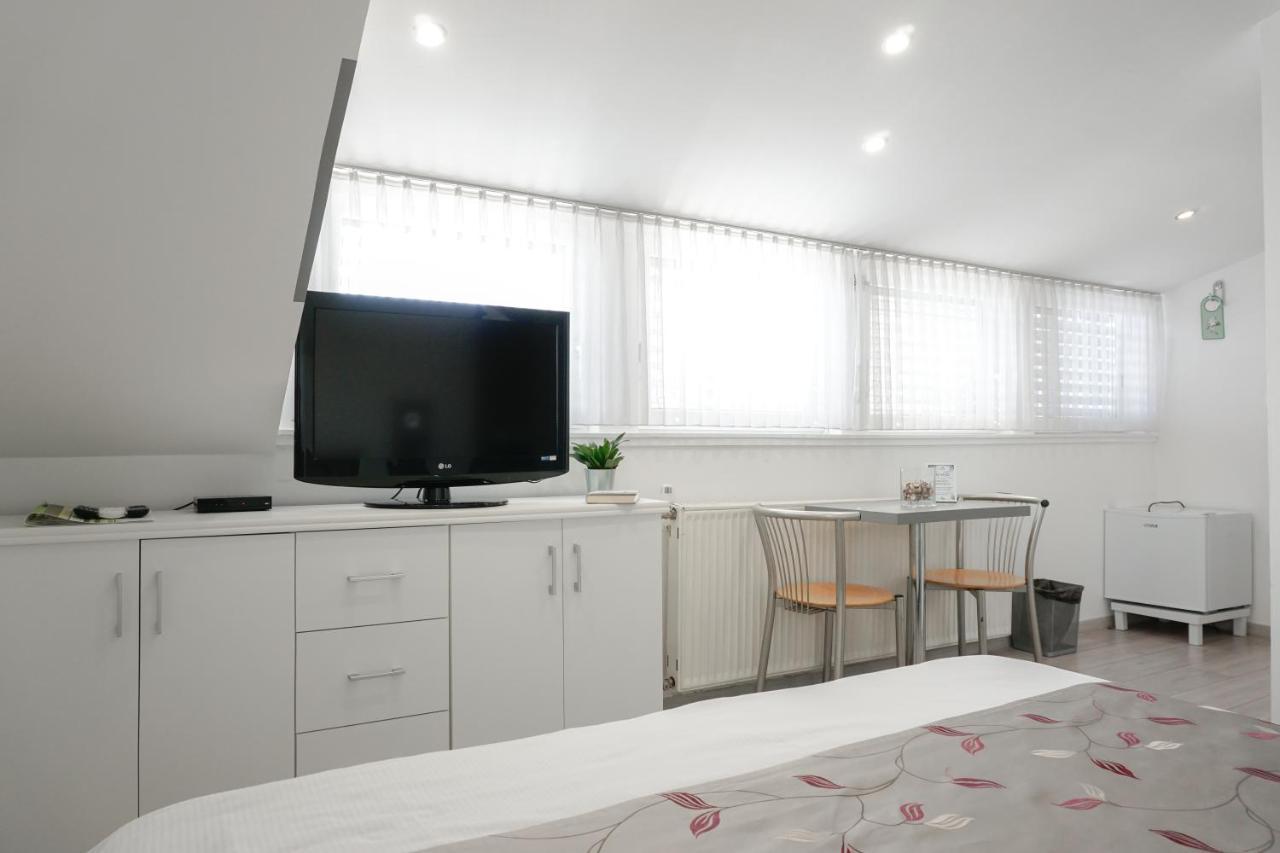Guest House Mlada Lipa Maribor Exterior photo